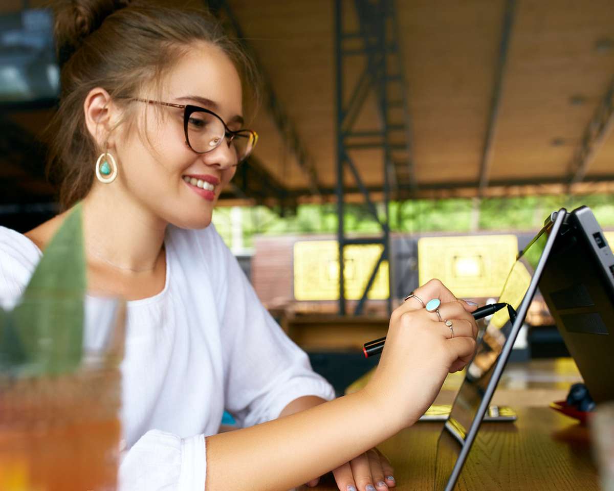 hybrid working female working from home